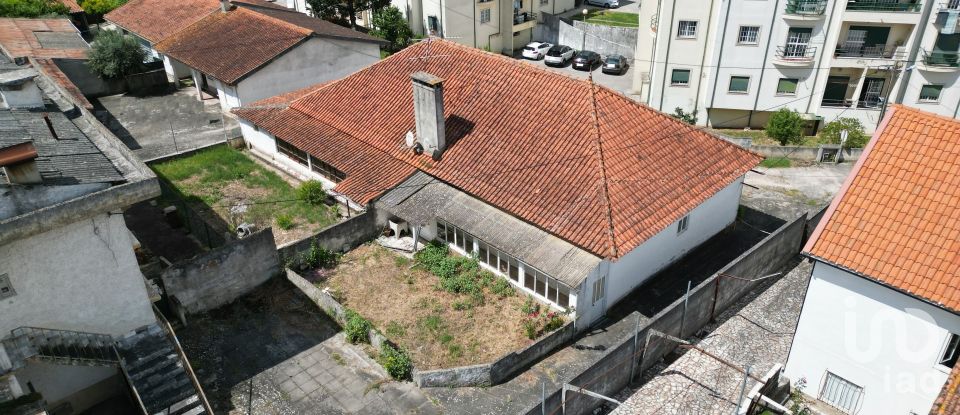 Maison traditionnelle T6 à Miranda do Corvo de 180 m²