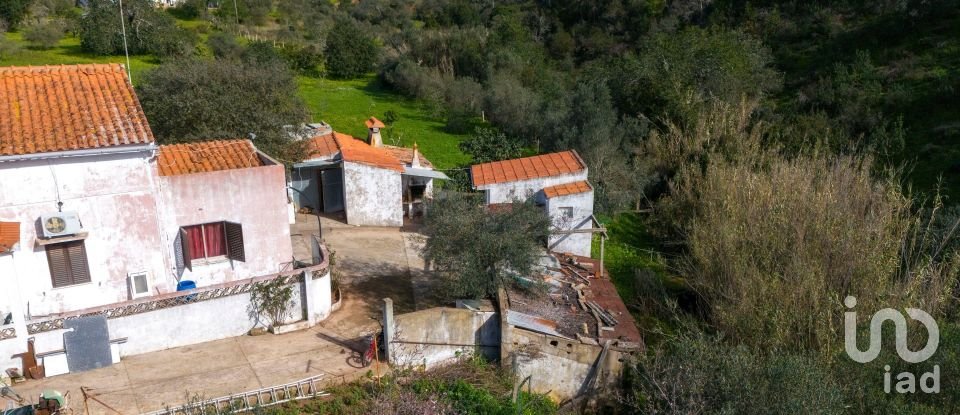 Maison rustique T5 à Salir de 120 m²