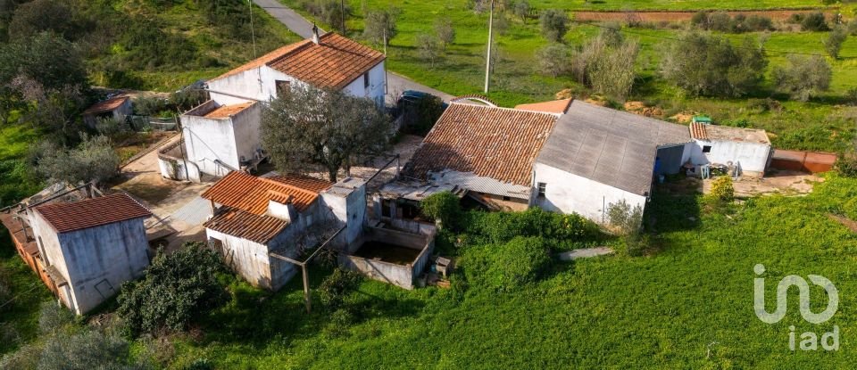 Maison rustique T5 à Salir de 120 m²