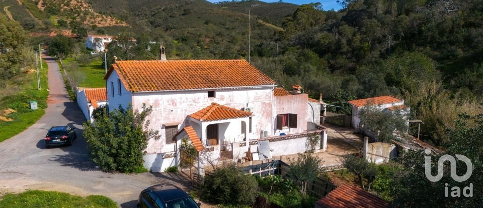 Maison rustique T5 à Salir de 120 m²