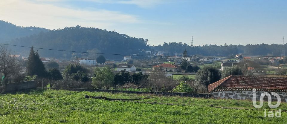 Terrain à Perelhal de 1 050 m²