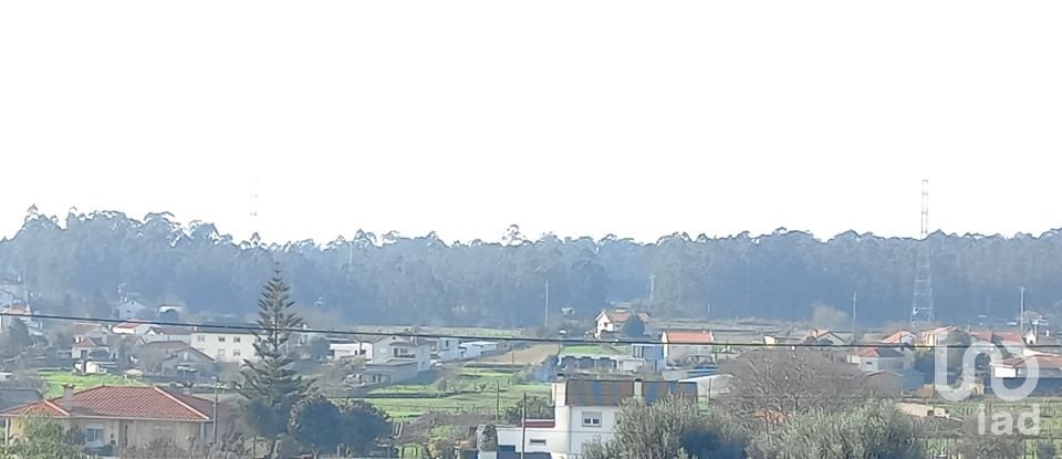 Terrain à Perelhal de 1 050 m²