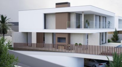 House T3 in Calheta of 279 m²