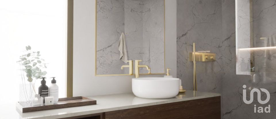 House T3 in Calheta of 279 m²