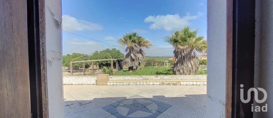 Ferme T4 à Alcantarilha e Pêra de 150 m²