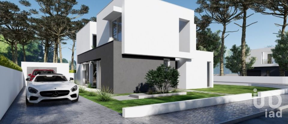 Building land in Sesimbra (Castelo) of 439 m²