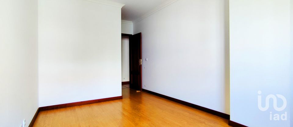 Apartment T3 in Darque of 116 m²