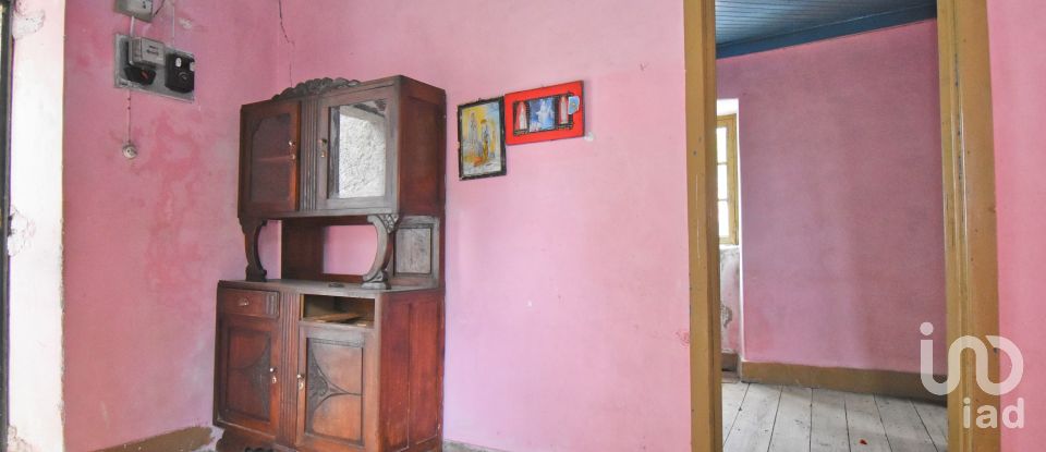 Maison de village T4 à Vila Nova de 240 m²