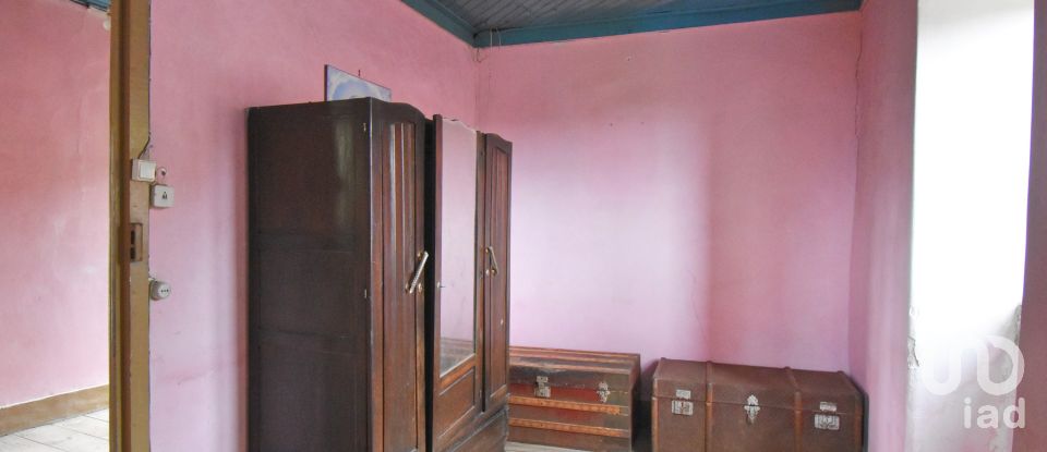 Maison de village T4 à Vila Nova de 240 m²