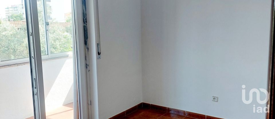 Apartment T2 in Seixal, Arrentela e Aldeia de Paio Pires of 81 m²