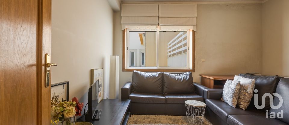 Moradia T5 em Barcelos, Vila Boa e Vila Frescainha (São Martinho e São Pedro) de 316 m²