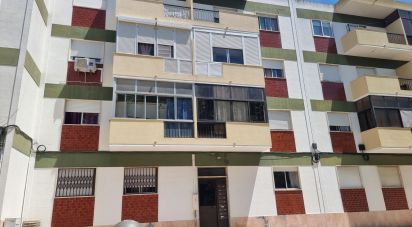 Apartamento T1 em Baixa Da Banheira E Vale Da Amoreira de 75 m²