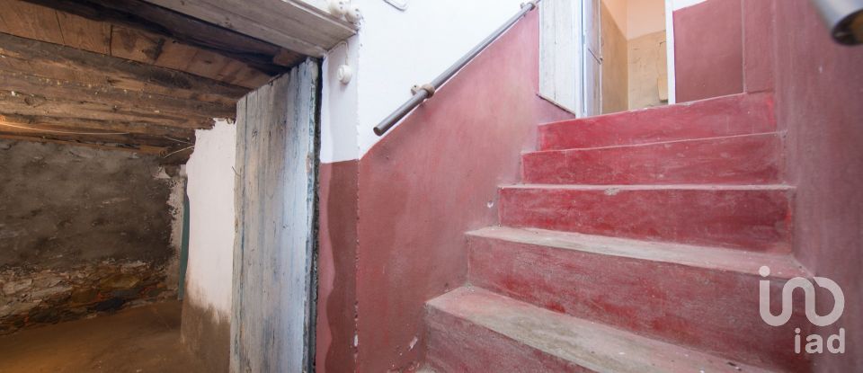 Country home T2 in Lousã e Vilarinho of 165 m²