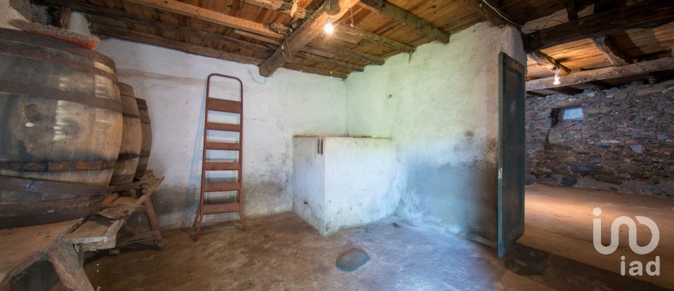 Country home T2 in Lousã e Vilarinho of 165 m²