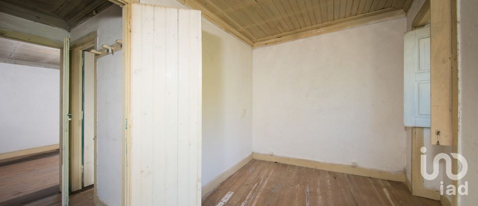 Country home T2 in Lousã e Vilarinho of 165 m²