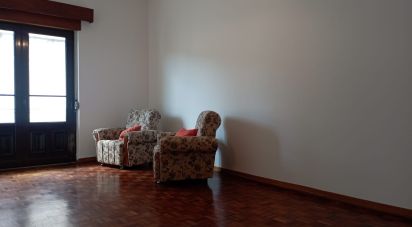 Apartment T3 in Santarém (Marvila), Santa Iria Da Ribeira De Santarém, Santarém (São Salvador) E Santarém (São Nicolau) of 108 m²