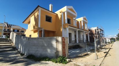 Casa / Villa T4 em Seixal, Arrentela e Aldeia de Paio Pires de 145 m²