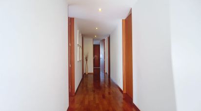 Habitação T5 em Santa Maria da Feira, Travanca, Sanfins e Espargo de 477 m²