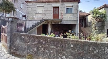 Maison de village T2 à Parada do Monte e Cubalhão de 156 m²