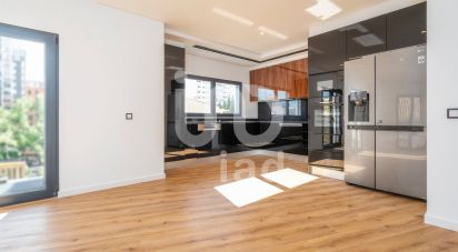 Apartment T3 in Faro (Sé e São Pedro) of 113 m²