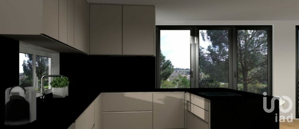 Moradia T3 em Sesimbra (Castelo) de 149 m²