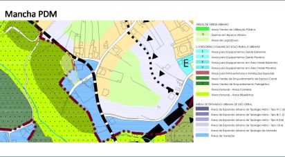 Farm land in Sandim, Olival, Lever e Crestuma of 2,200 m²