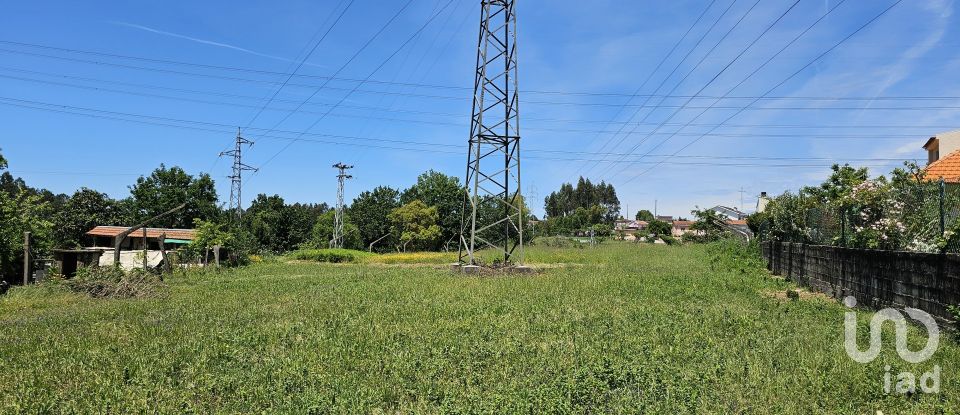 Farm land in Sandim, Olival, Lever e Crestuma of 2,200 m²