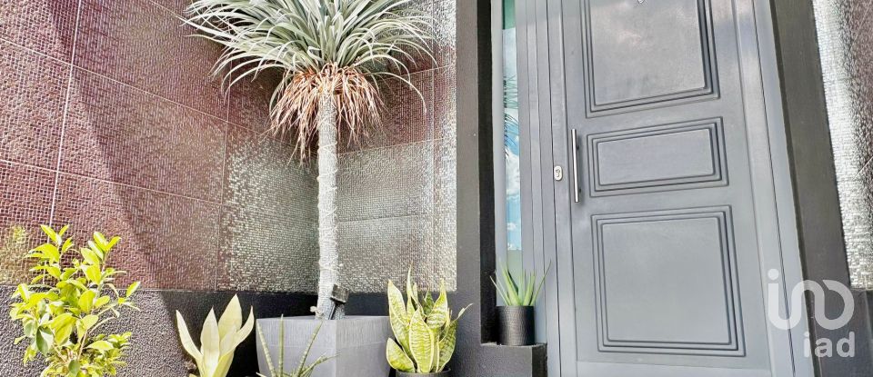 House T4 in Sado of 191 m²