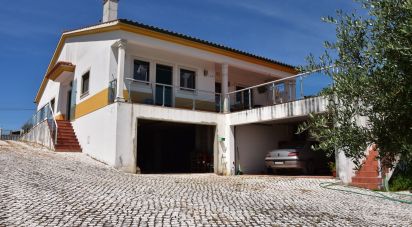 Country house T3 in Brogueira, Parceiros de Igreja e Alcorochel of 219 m²