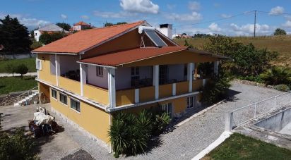 Casa / Villa T3 em Achete, Azoia De Baixo e Póvoa de Santarém de 167 m²