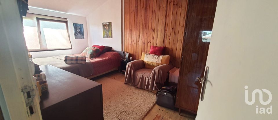 Farm T6 in Alfeizerão of 112 m²