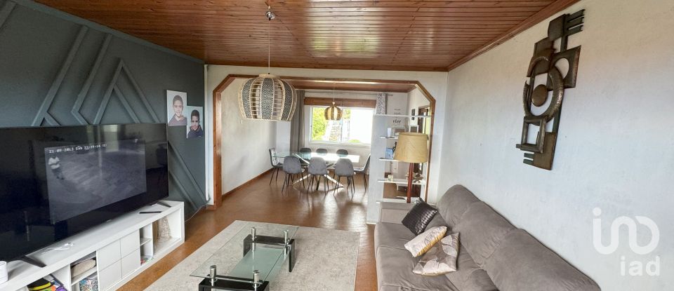 Lodge T3 in Ribeirinha of 374 m²