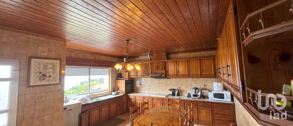 Lodge T3 in Ribeirinha of 374 m²