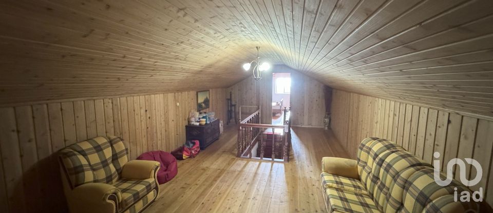 Lodge T3 in Ribeirinha of 374 m²