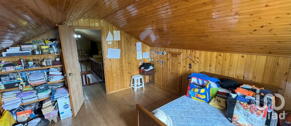 Lodge T3 in Ribeirinha of 374 m²