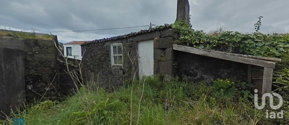 Lodge T3 in Ribeirinha of 374 m²