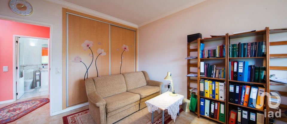 Farm T6 in Candosa of 334 m²