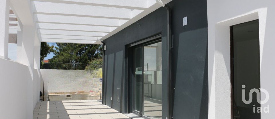 Maison T3 à Fernão Ferro de 162 m²