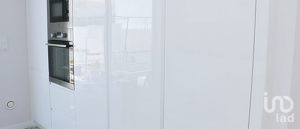 Maison T3 à Fernão Ferro de 162 m²