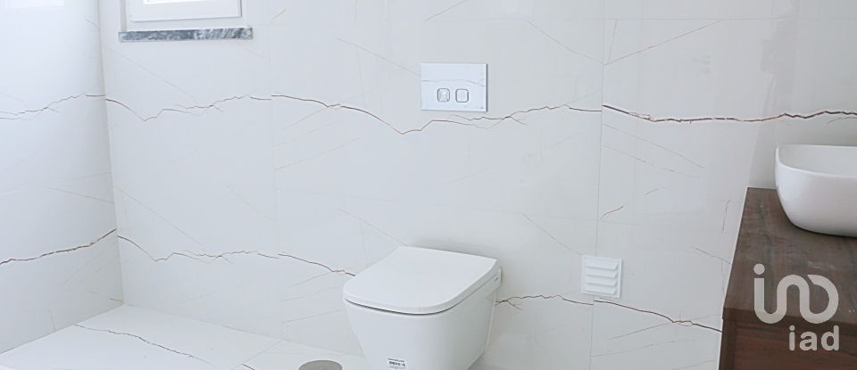 Maison T3 à Fernão Ferro de 162 m²