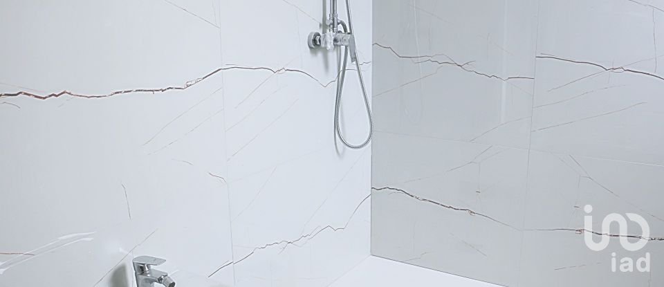 Maison T3 à Fernão Ferro de 162 m²