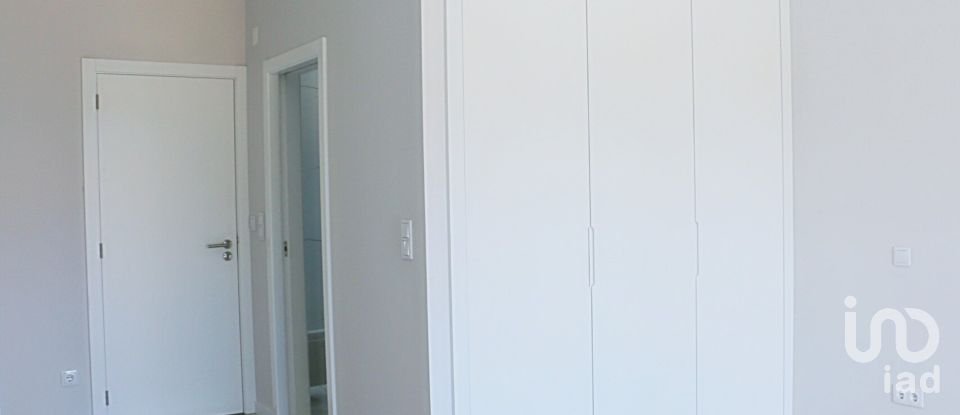 Maison T3 à Fernão Ferro de 162 m²