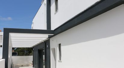 Maison T3 à Fernão Ferro de 162 m²