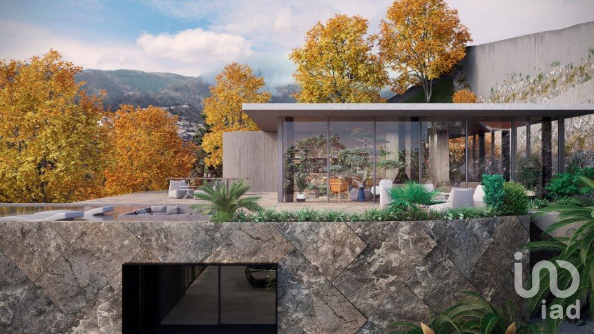 Lodge T3 in Calheta of 664 m²