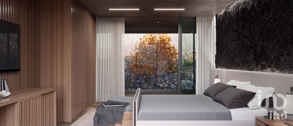 Lodge T3 in Calheta of 664 m²