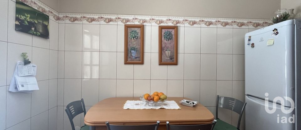 Maison traditionnelle T3 à Algoz e Tunes de 175 m²