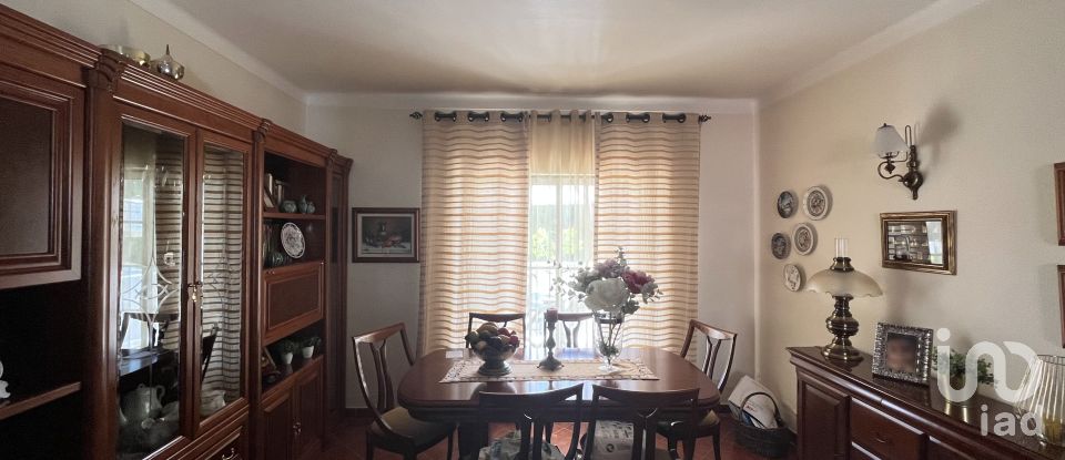 Maison traditionnelle T3 à Algoz e Tunes de 175 m²