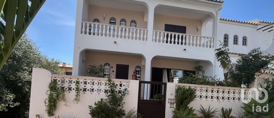 Maison traditionnelle T3 à Algoz e Tunes de 175 m²