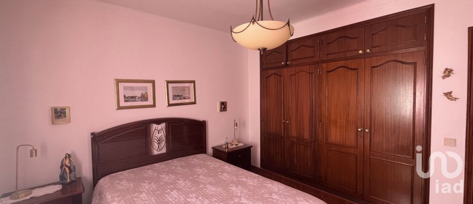 Maison traditionnelle T3 à Algoz e Tunes de 175 m²