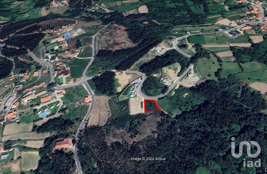 Terrain à Gandra e Taião de 850 m²